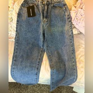 PRETTY LITTLE THING.BRAND NEW JEANS UK SIZE10TALL US SIZE IS 6Tall Vintage WASH